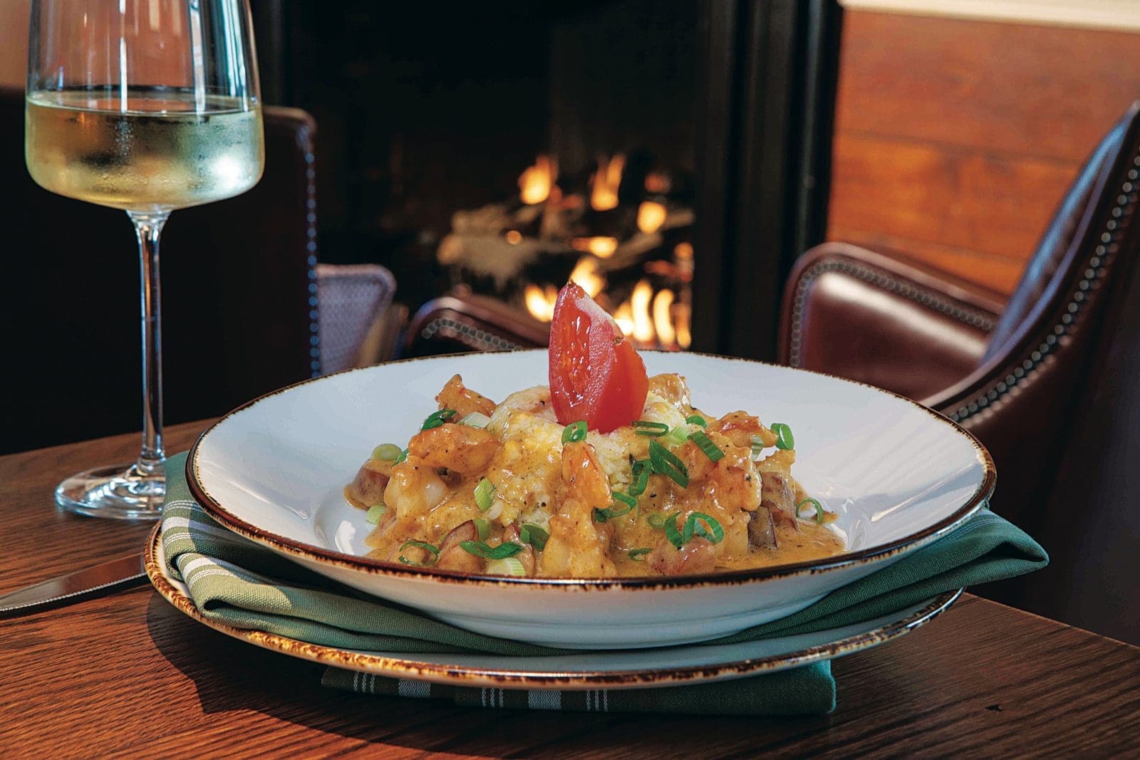 dining at Boar's Head Resort