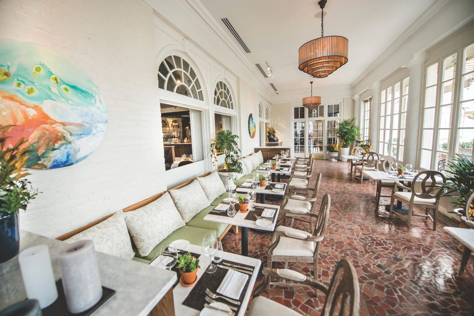 Cavalier Hotel, restaurants