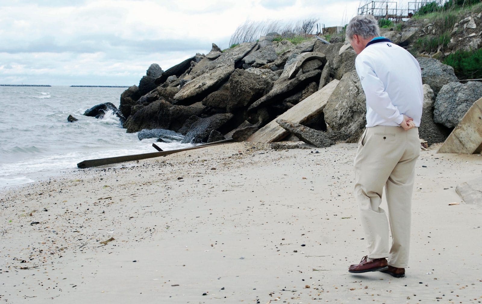 Sea glass Searching with Ray LaMotte on the Eastern Shore, Virginia
